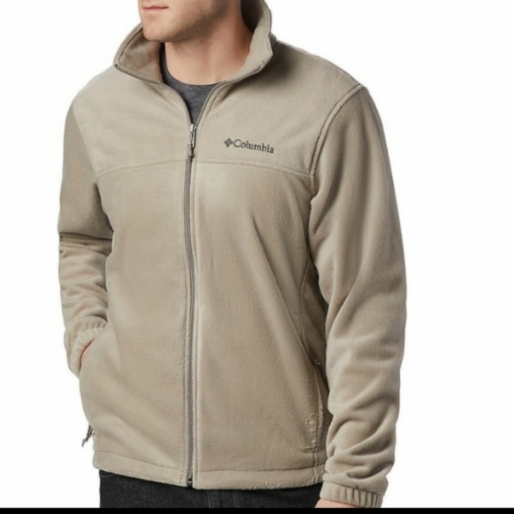 Columbia fleece warm cozy Lighweight Zip Pockets jacket Beige Medium